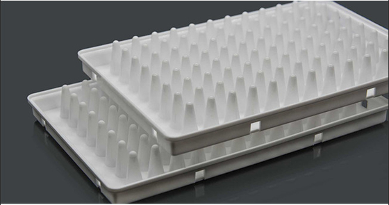 Consumíveis de PCR brancos 0,1 ml Placa de PCR com meia borda de 96 poços